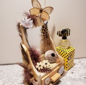 Art Addage custom hand-made art with a Honey mini and other items.